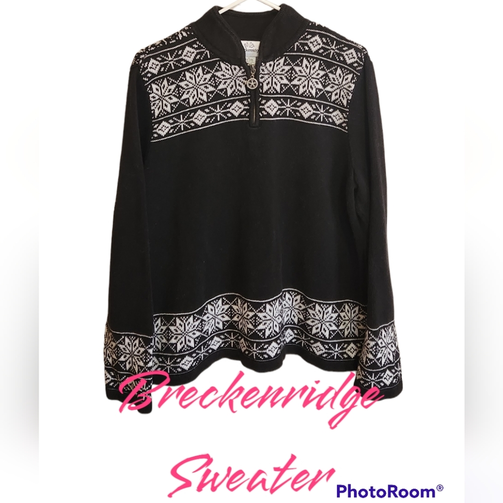 Breckenridge 1/4 zip snowflake sweater.  Size L